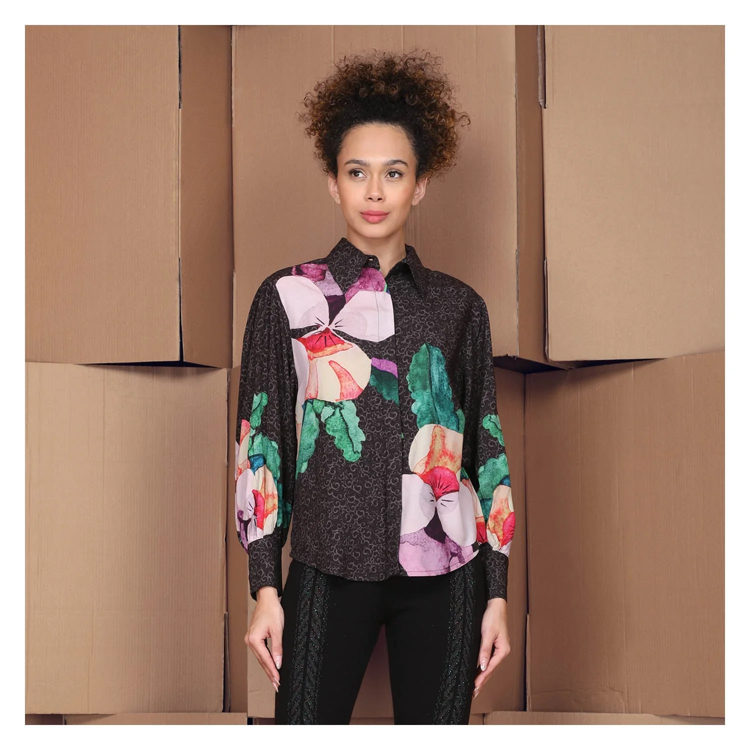 CASTLE SHIRT - Image 3