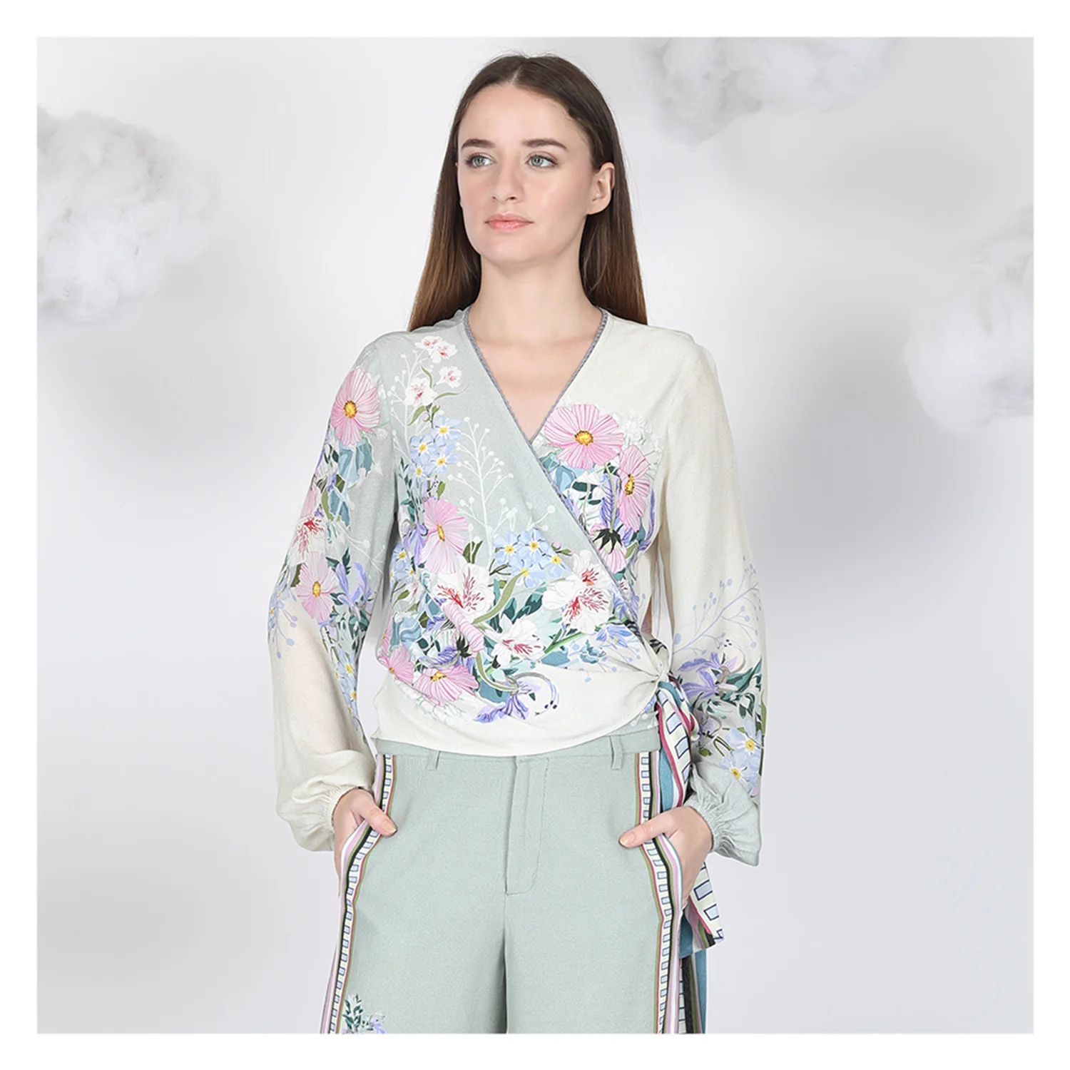 MARGET WRAP TOP