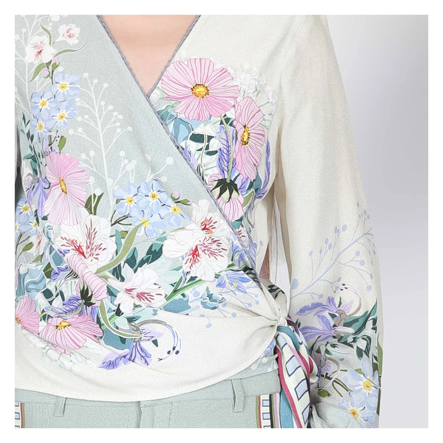 MARGET WRAP TOP - Image 4